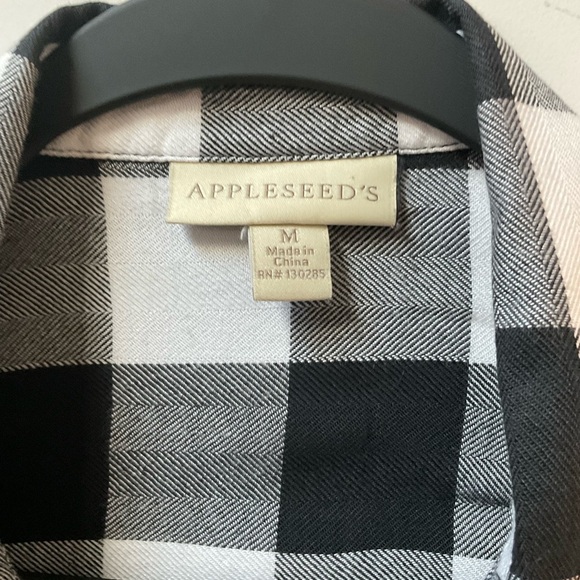 Appleseeds Women’s Lightweight Flannel - Picture 3 of 3
